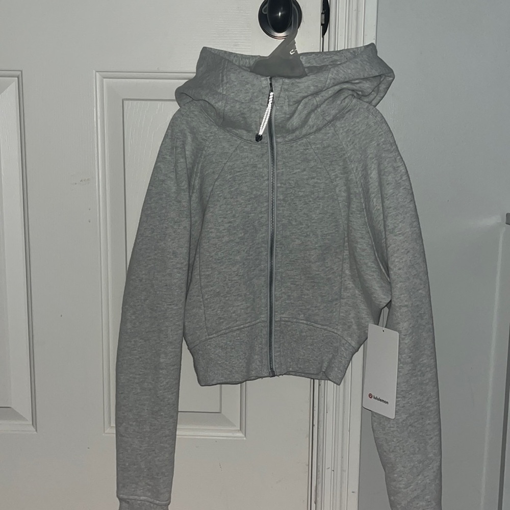 Light Gray Lululemon Scuba Full-Zip Cropped Hoodie